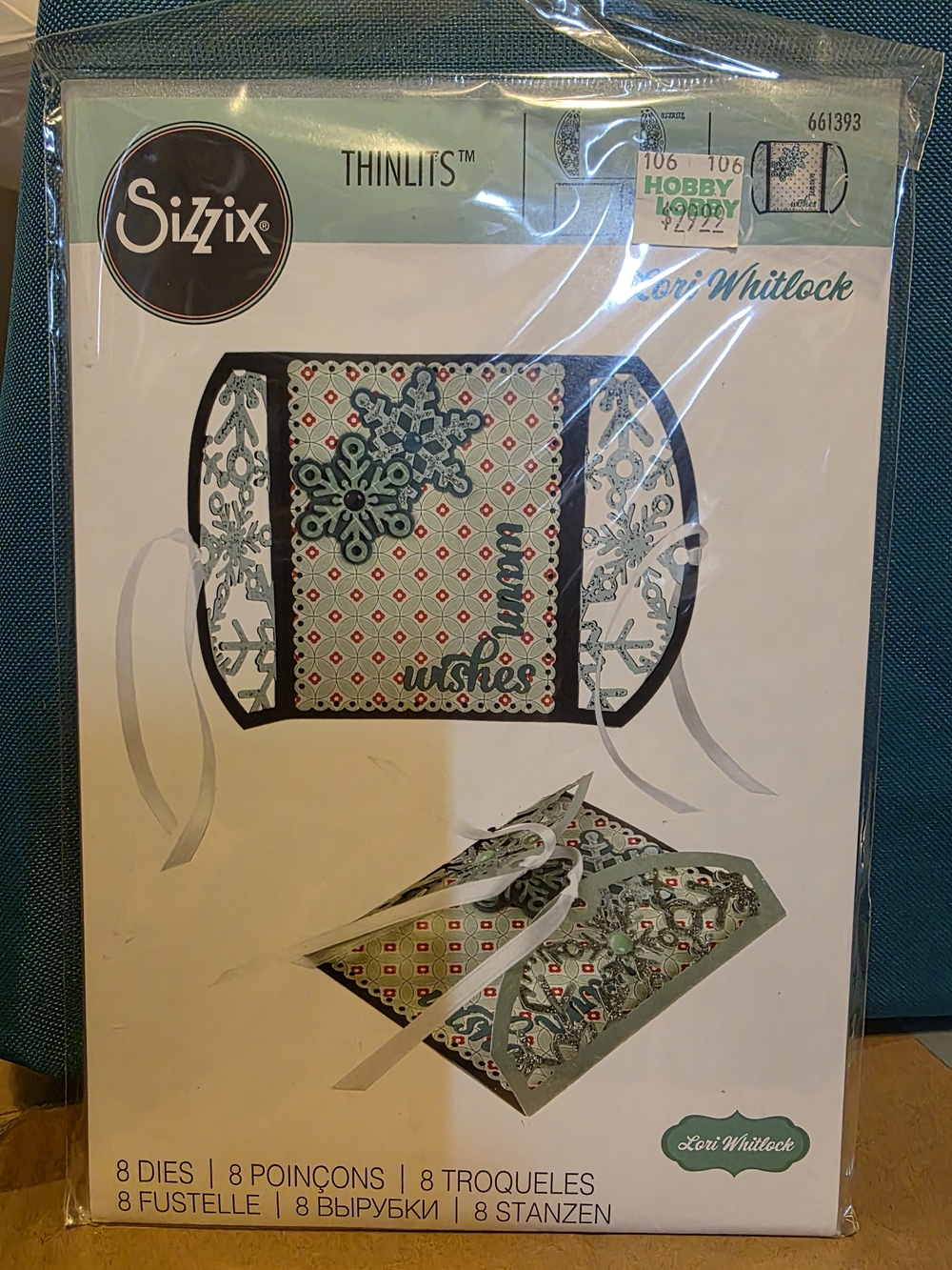 Sizzix Thinlits Snowflake Gatefold Card Die Set - Green/White/Black